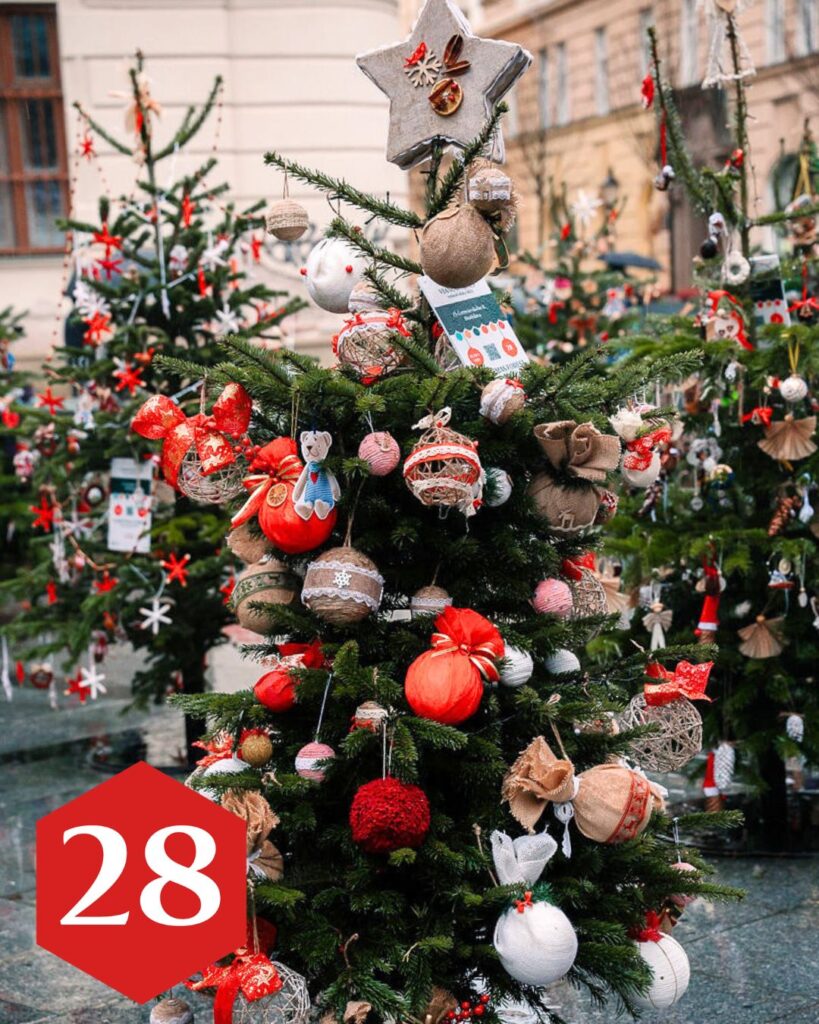 Vianočný les 2025 - stromček 28