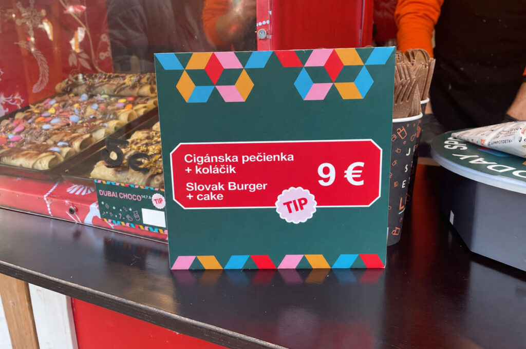 Vianočný tip - tabuľka s označením výhodnej ponuky na Hlavnom vianočnom trhu